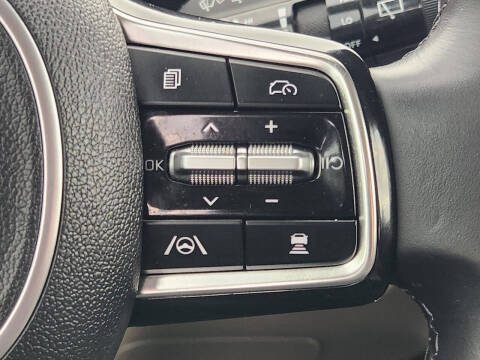 2025 Kia Carnival EX