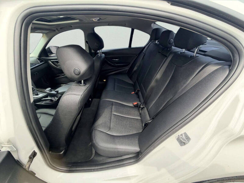 2018 BMW 3 Series 320i xDrive