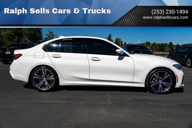 2020 BMW 3 Series 330i's photo