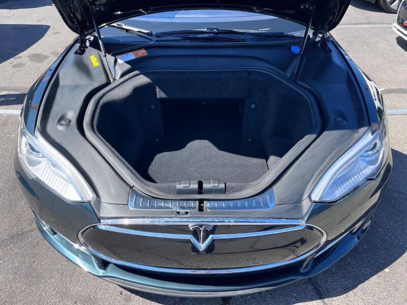 2013 Tesla Model S