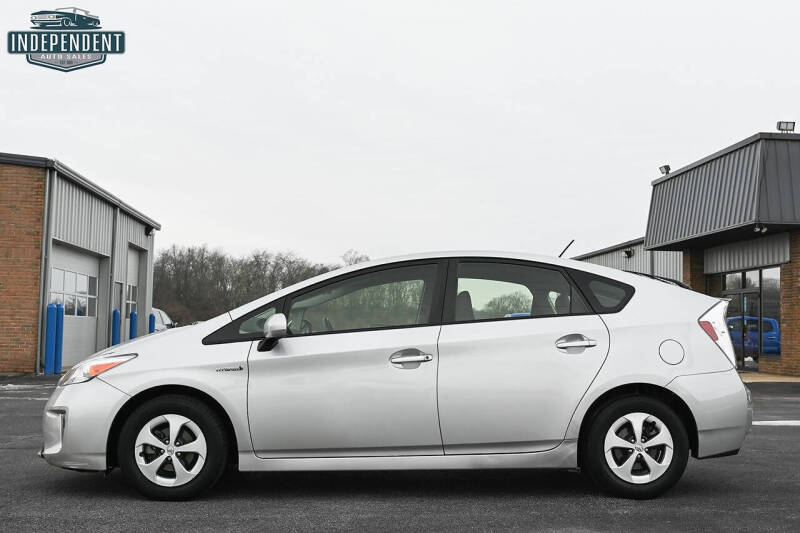 2012 Toyota Prius Two