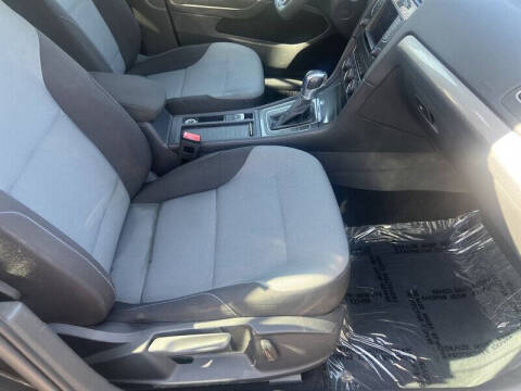 2016 Volkswagen e-Golf SE