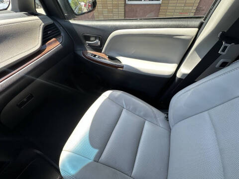 2017 Toyota Sienna Limited Premium 7-Passenger