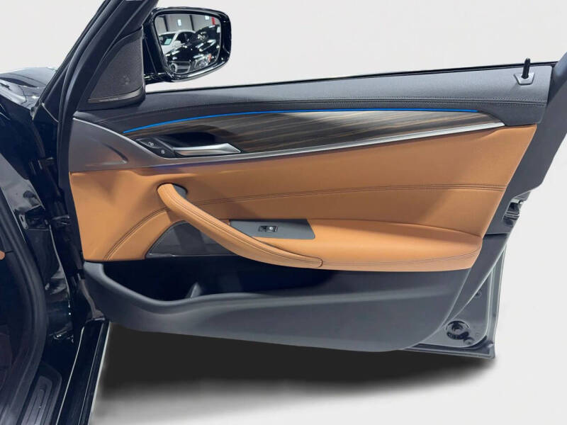 2022 BMW 5 Series 530e xDrive