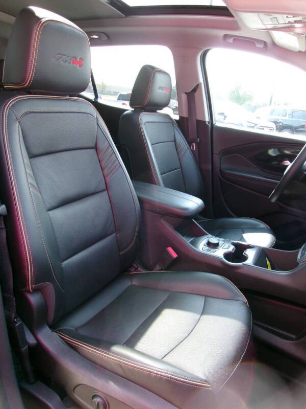 2023 GMC Terrain AT4