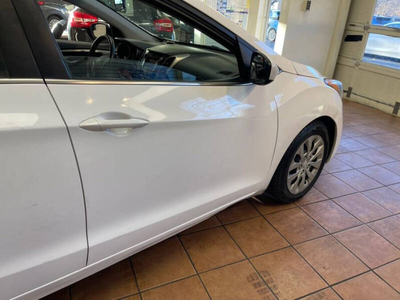 2017 Hyundai Elantra GT