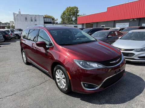 2018 Chrysler Pacifica Touring L