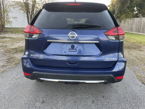 2017 Nissan Rogue SV