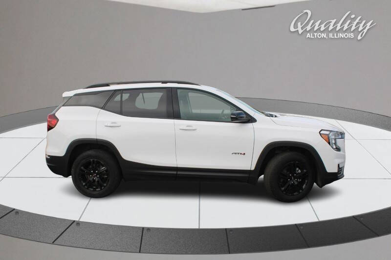 2023 GMC Terrain AT4