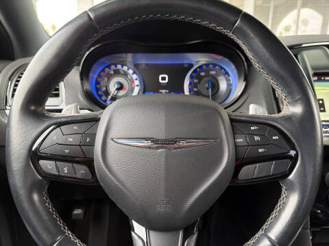 2018 Chrysler 300 S