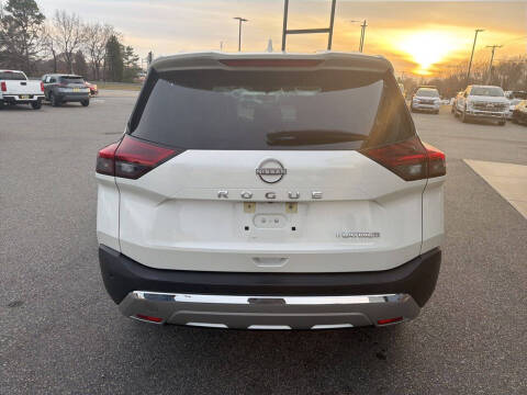 2023 Nissan Rogue Platinum