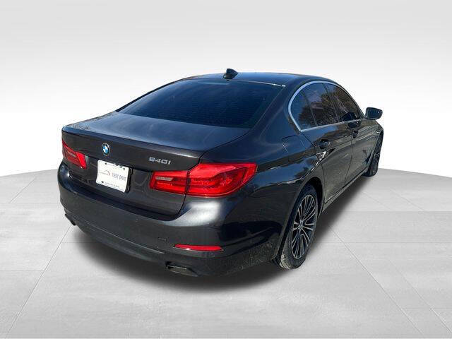 2019 BMW 5 Series 540i