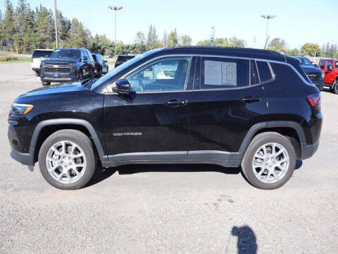 2023 Jeep Compass Latitude Lux