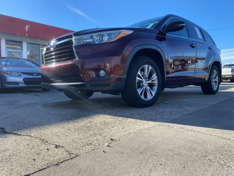 2015 Toyota Highlander for sale at Rollin The Deals Auto Sales LLC in Thibodaux LA