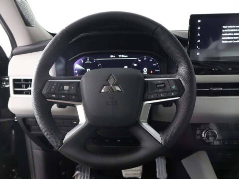 2025 Mitsubishi Outlander SEL Platinum Edition