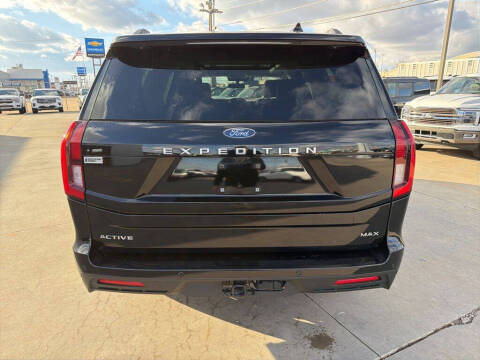 2025 Ford Expedition MAX Active