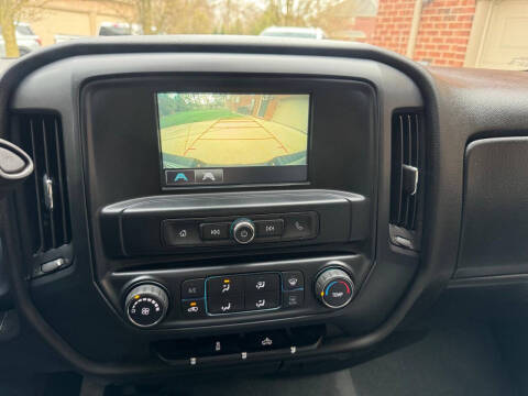 2019 Chevrolet Silverado 1500 LD Custom