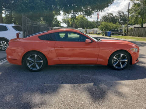 2016 Ford Mustang V6