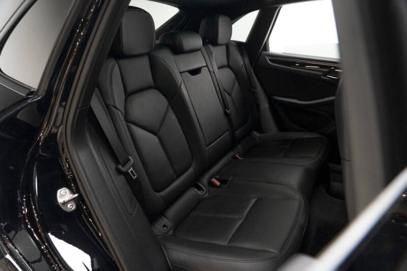 2020 Porsche Macan