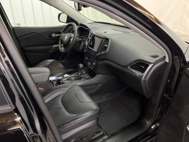 2022 Jeep Cherokee Latitude Lux