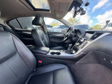 2021 Infiniti Q50 Luxe