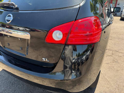 2012 Nissan Rogue SV w/SL Package
