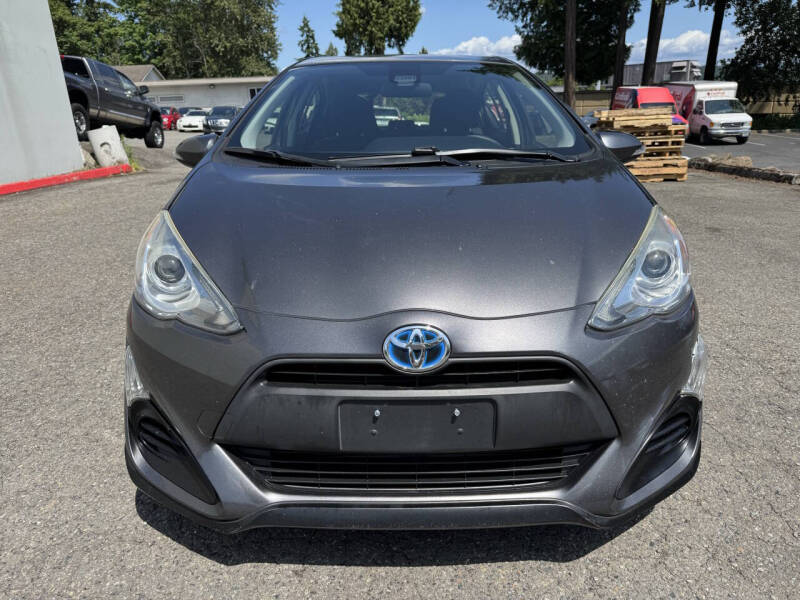 Used 2017 Toyota Prius c Two with VIN JTDKDTB38H1592081 for sale in Kirkland, WA