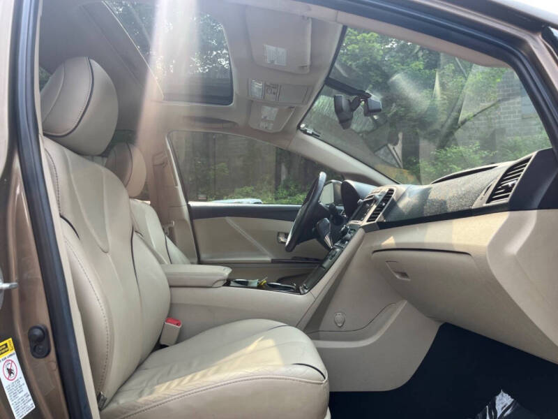 2011 Toyota Venza AWD V6