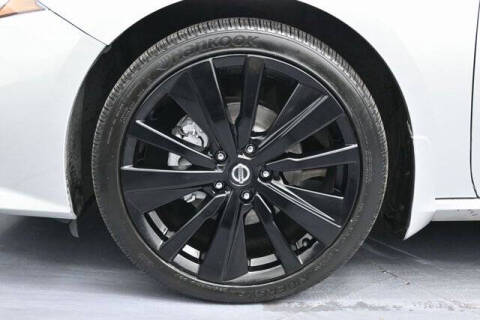 2022 Nissan Altima 2.5 SR