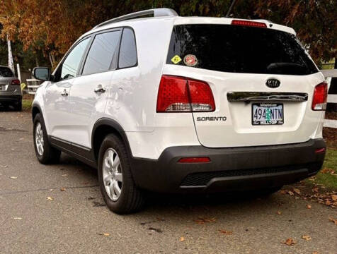2013 Kia Sorento LX