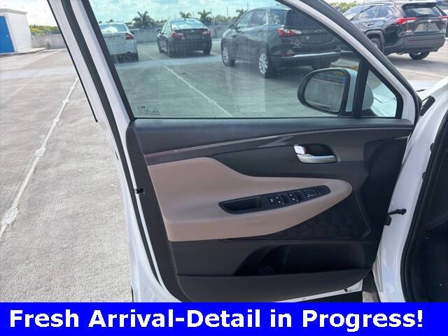 2023 Hyundai Santa Fe SE