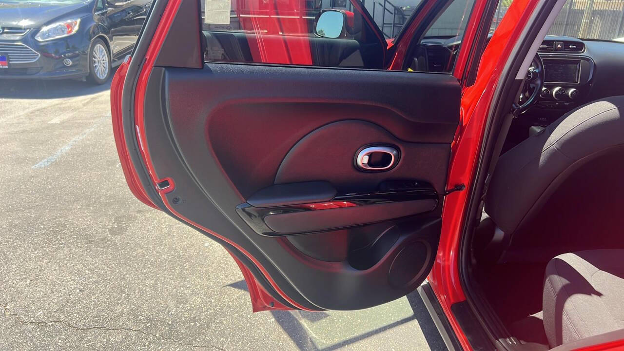 2014 Kia Soul for sale at Auto Plaza in Fresno, CA