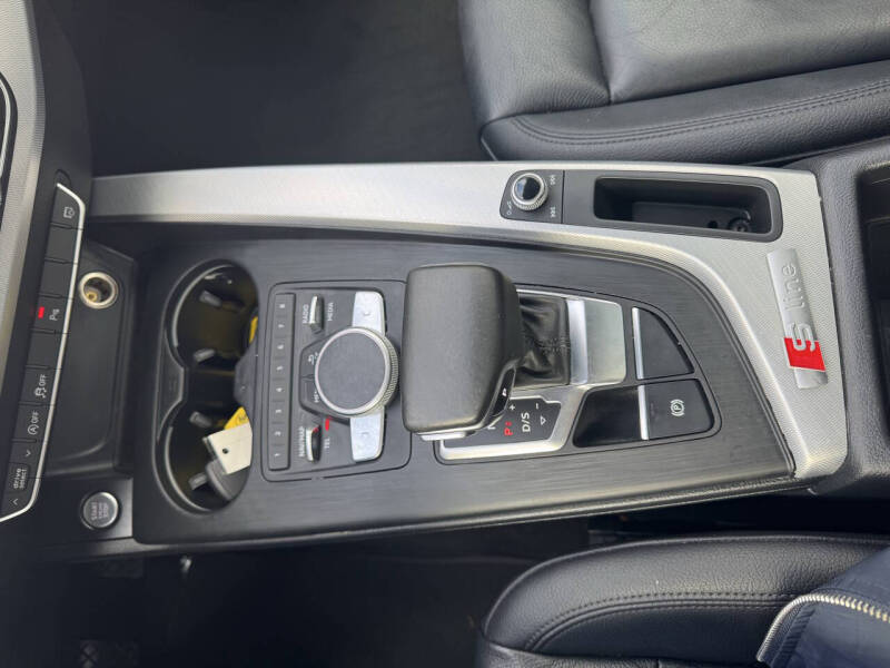 2017 Audi A4 2.0T quattro Premium Plus