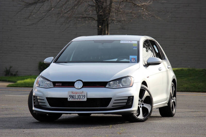 2017 Volkswagen Golf GTI S