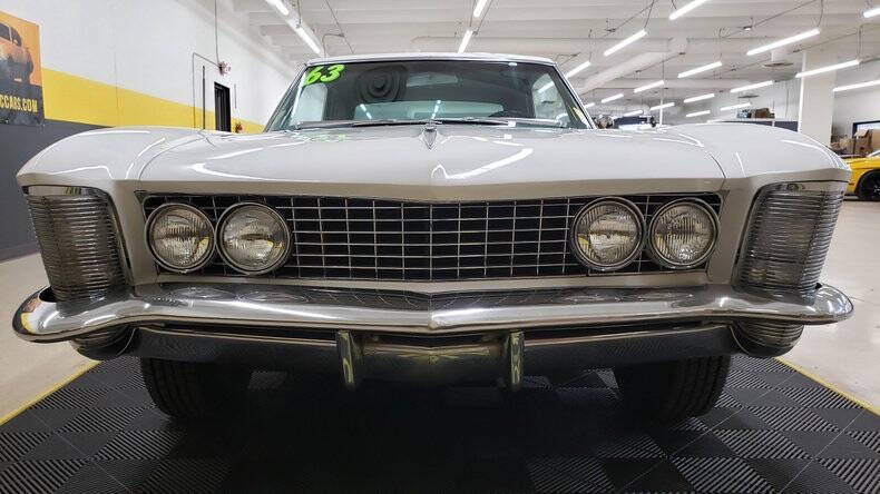 1963 Buick Riviera