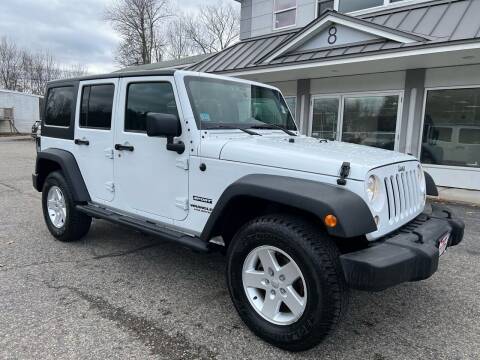2017 Jeep Wrangler Unlimited for sale at DAHER MOTORS OF KINGSTON in Kingston NH