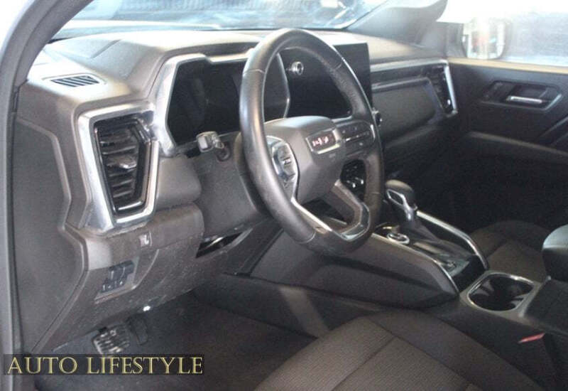 2024 GMC Canyon Elevation