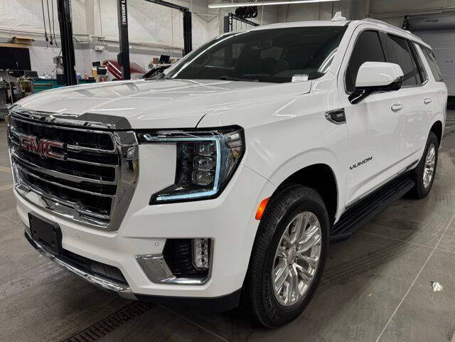 2022 GMC Yukon SLT