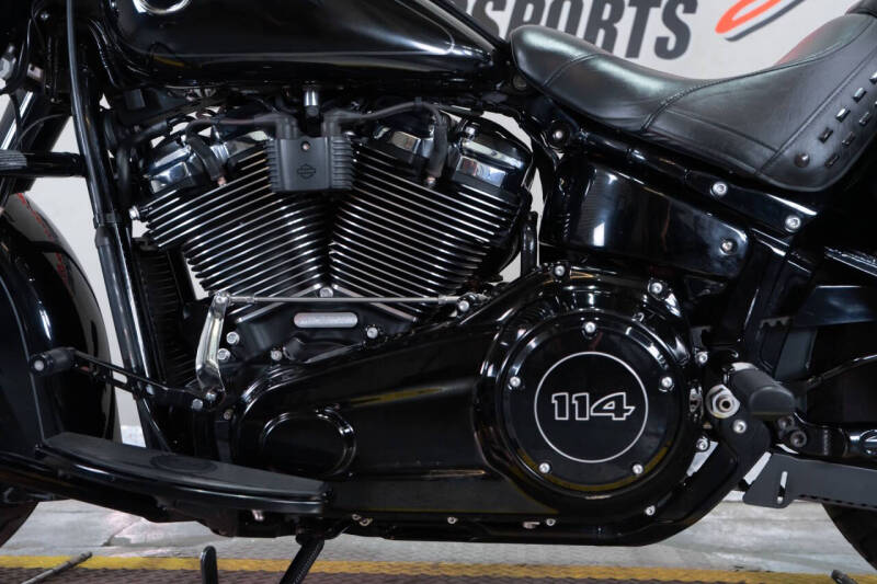2018 Harley-Davidson Heritage Classic 114