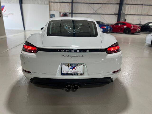 2023 Porsche 718 Cayman S