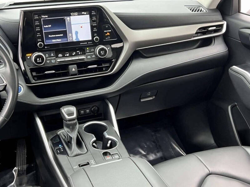 2020 Toyota Highlander Hybrid XLE