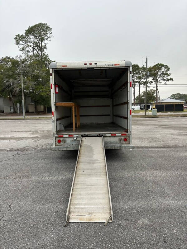 2007 Ford E-Series E-450 SD