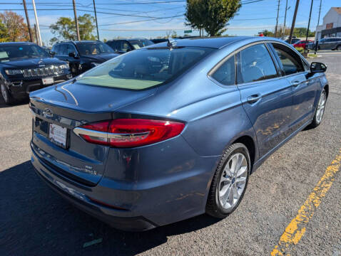 2019 Ford Fusion Hybrid SE