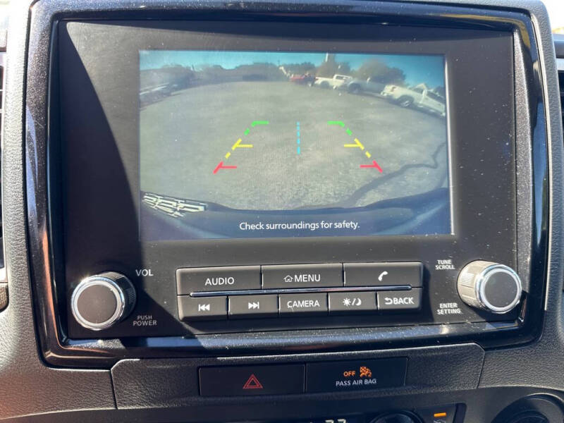 2022 Nissan Frontier SV