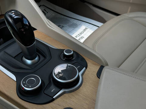 2018 Alfa Romeo Giulia Ti Lusso