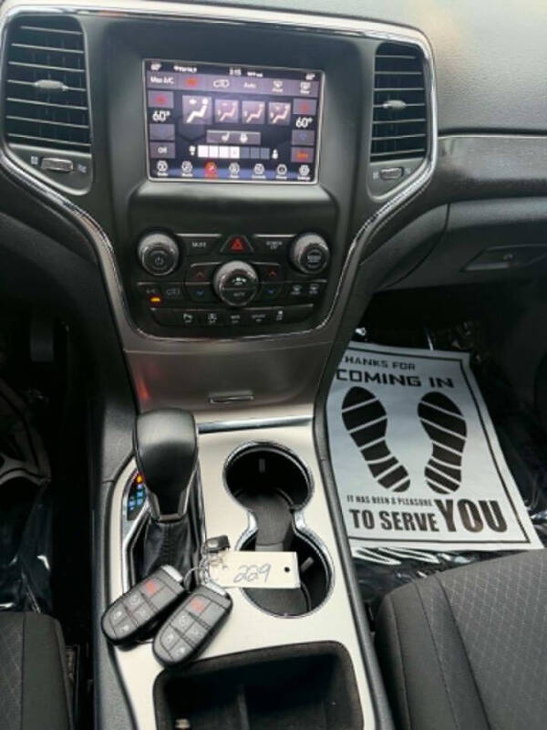 2018 Jeep Grand Cherokee Laredo E