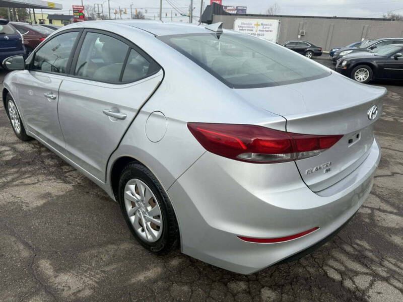 2017 Hyundai Elantra