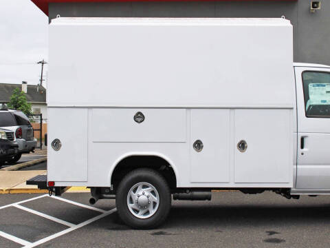 2026 Ford E-Series E-350 SD