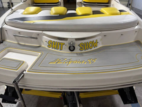 2003 Rinker 262 SS Captiva
