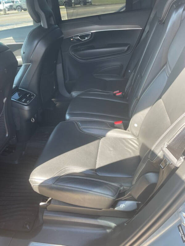 2020 Volvo XC90 T6 R-Design